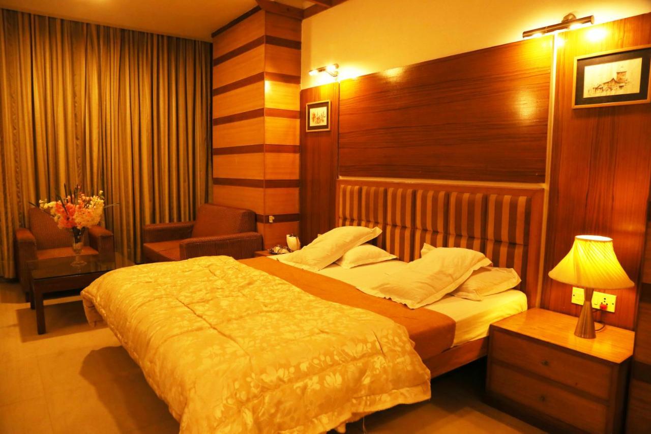 Hotel H26 Chandīgarh Eksteriør bilde