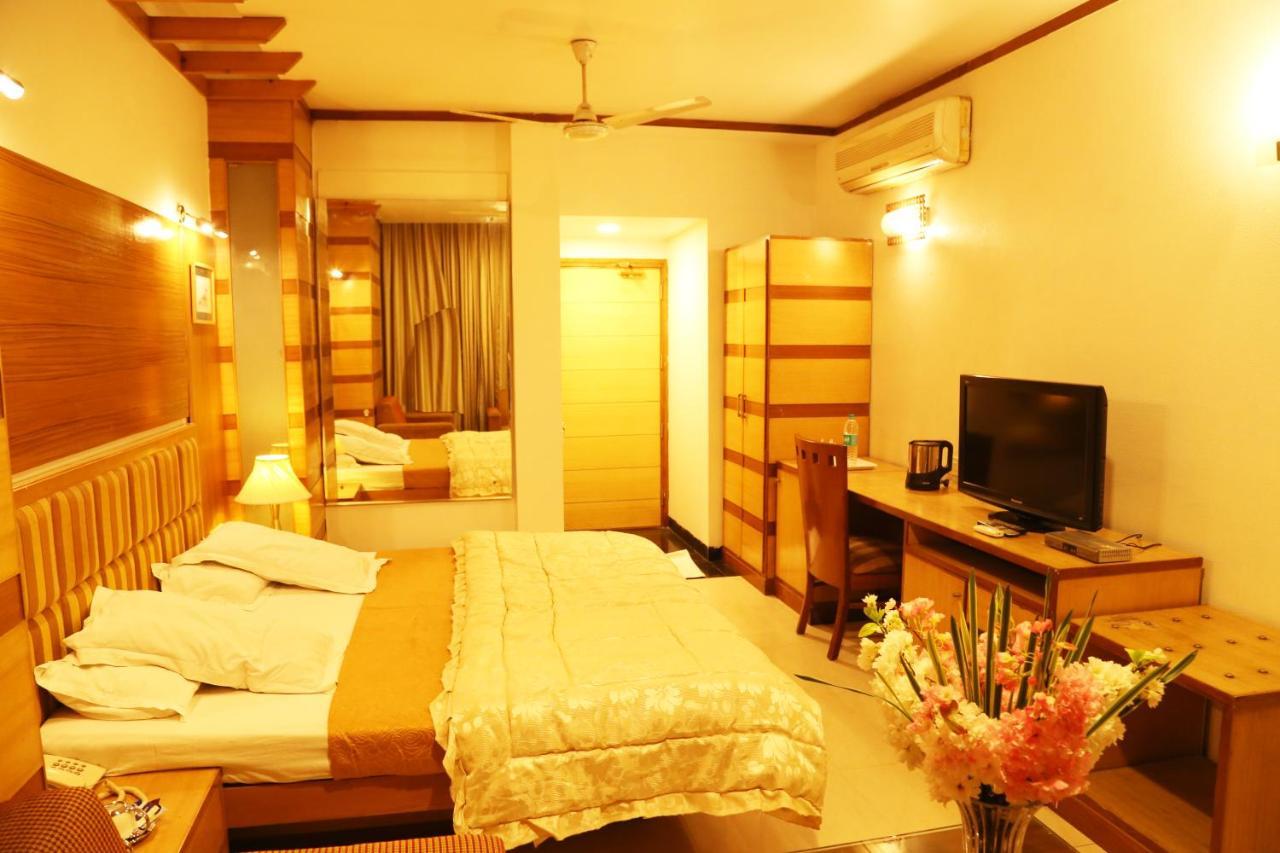 Hotel H26 Chandīgarh Eksteriør bilde
