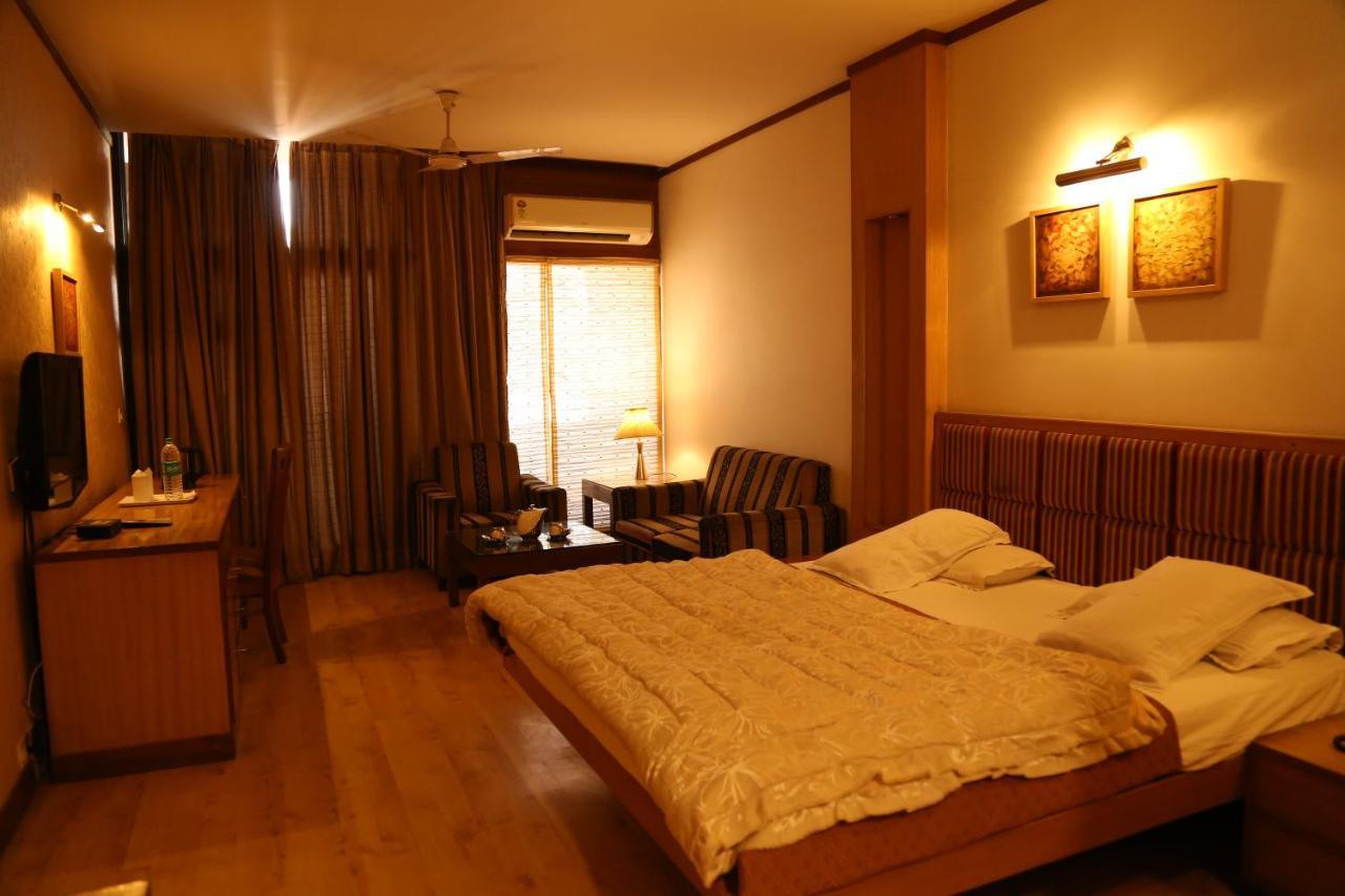 Hotel H26 Chandīgarh Eksteriør bilde